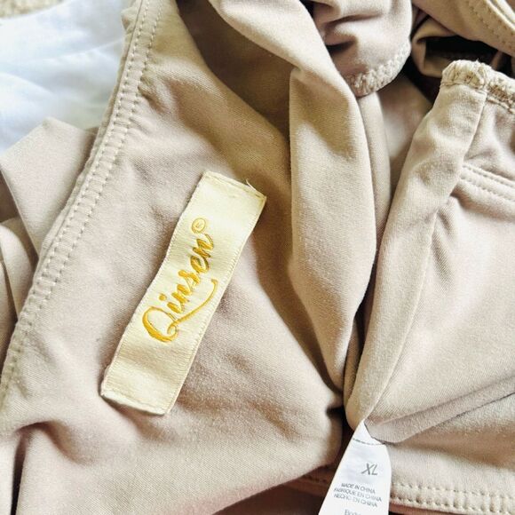 QINSEN Square Neck Tee – Fitted Short Sleeve Double-Lined Top Size XL - Picture 7 of 7